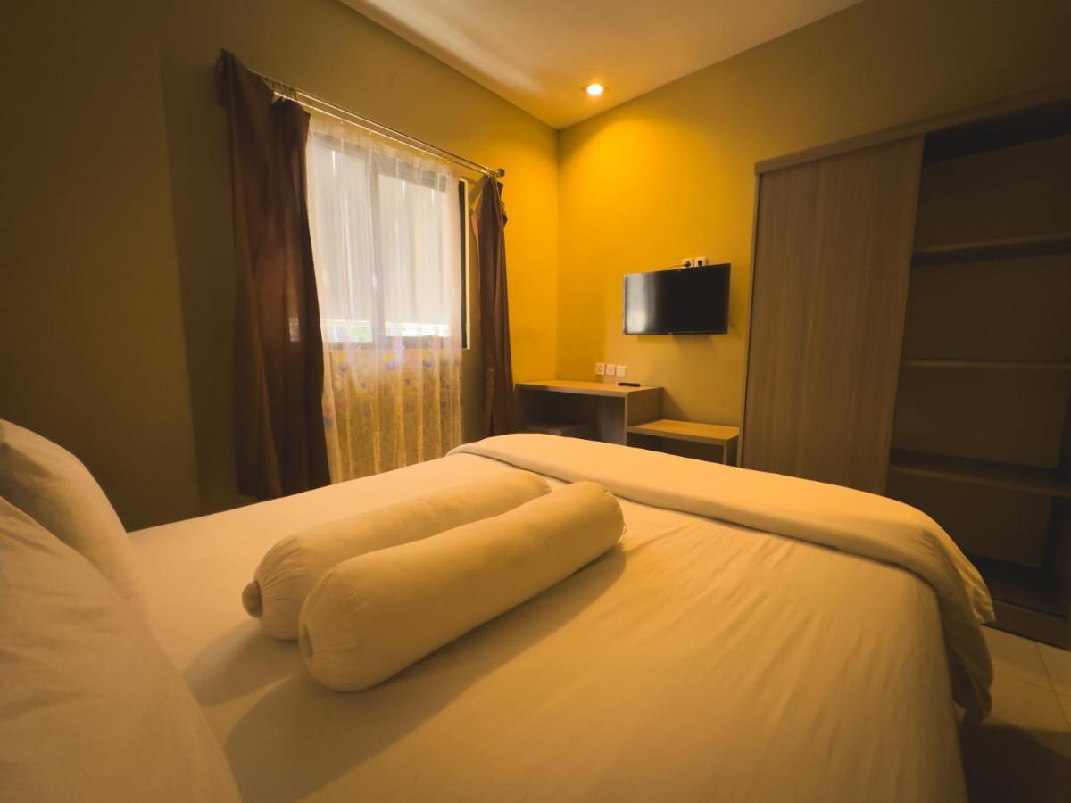 Motel Mess Mt Haryono Sampit Zewnętrze zdjęcie